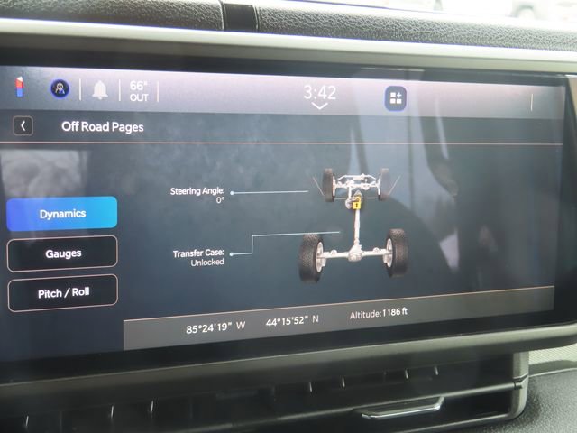 Used 2024 Jeep Wrangler Sport S image 35