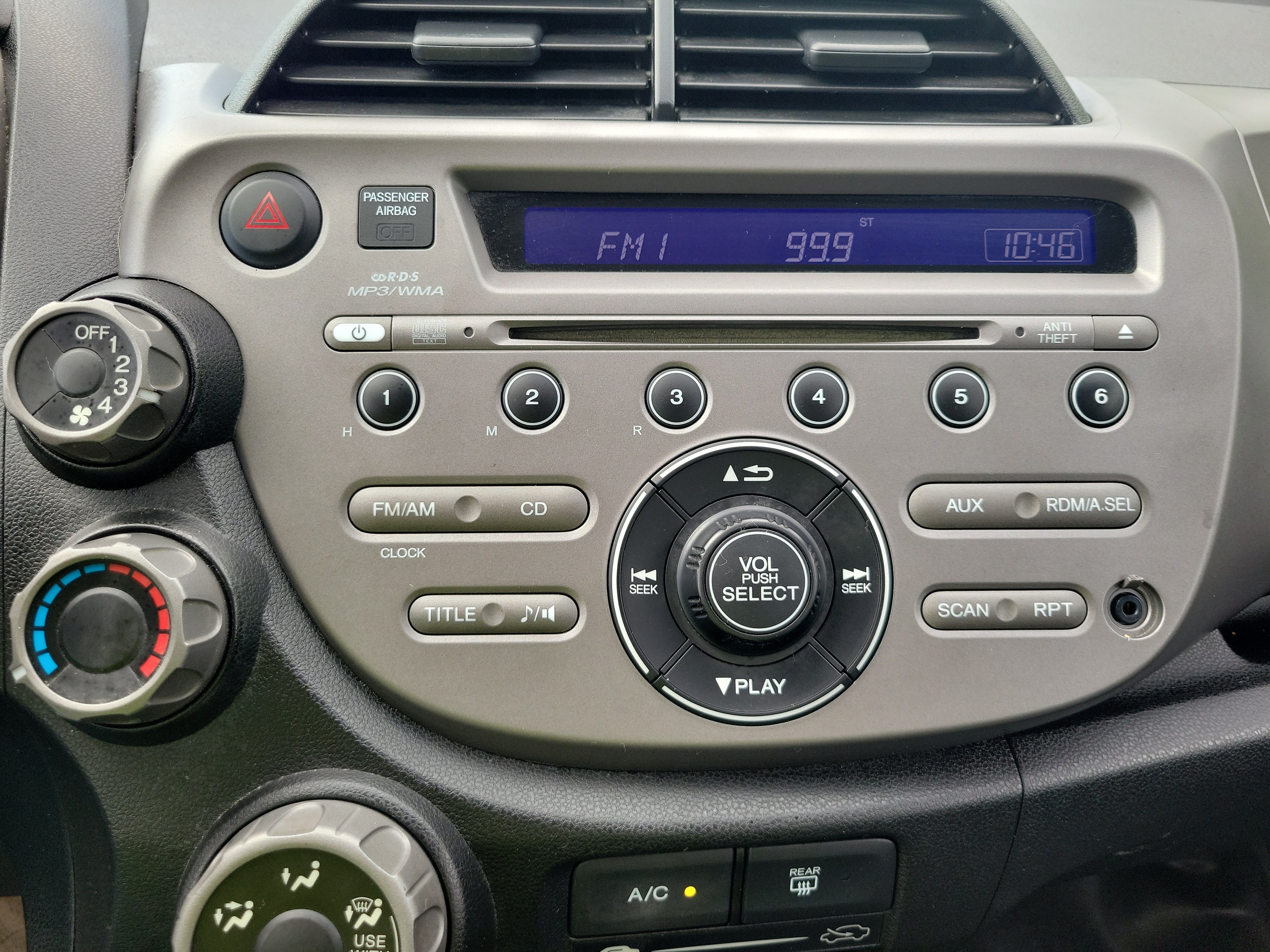 Used 2011 Honda Fit image 25