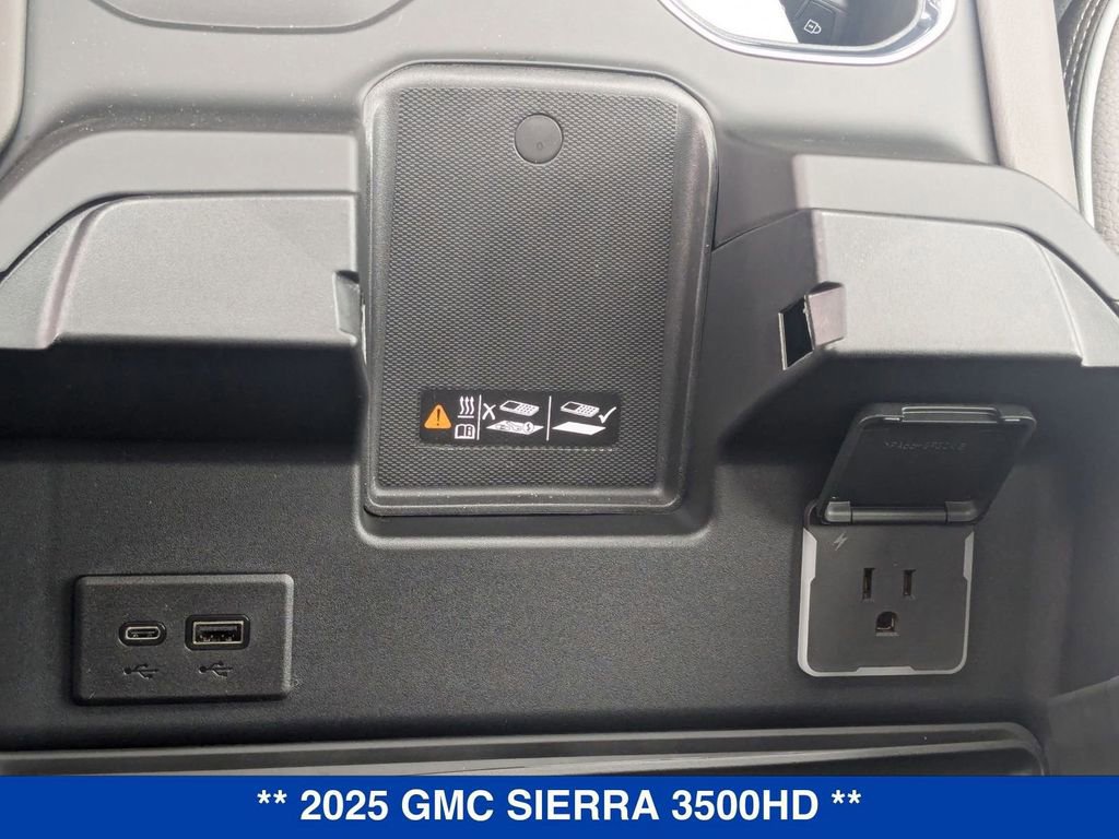 New 2025 GMC Sierra 3500 Denali w/ Denali Reserve Package image 29