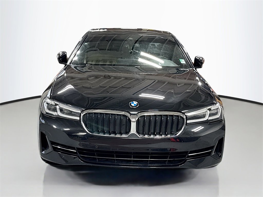 Used 2022 BMW 530i w/ Convenience Package image 2