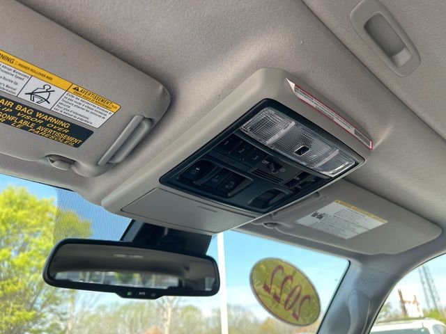 Used 2022 Toyota 4Runner Limited image 27