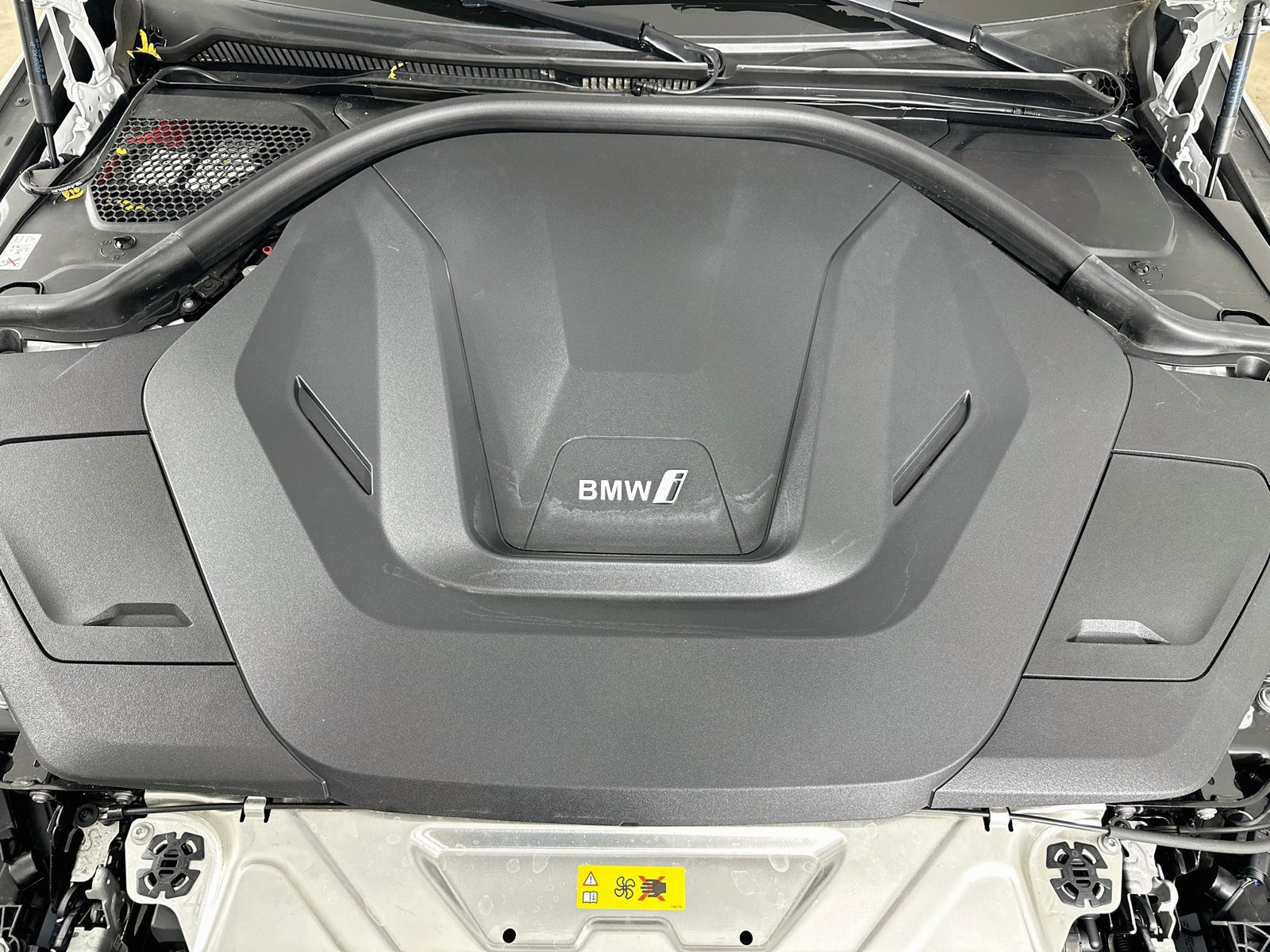 Used 2024 BMW i4 eDrive35 w/ Premium Package RWD image 13