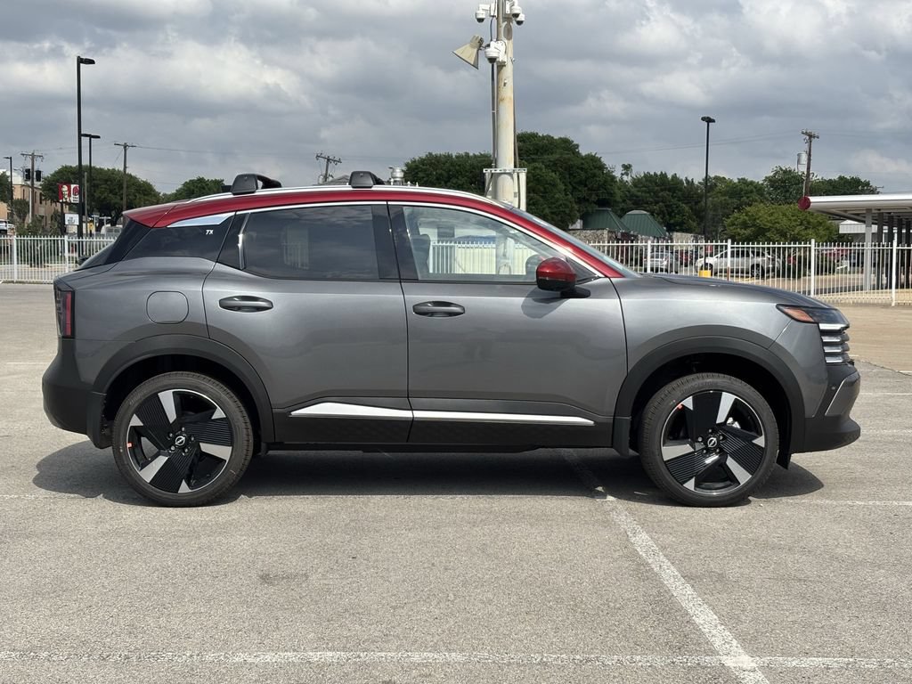 New 2026 Nissan Kicks SR w/ Cold Weather Package FWD image 2