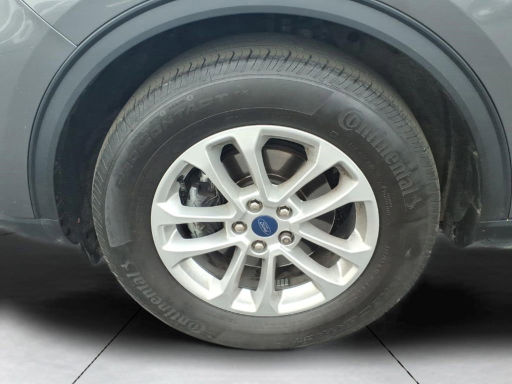 Used 2022 Ford Escape SE w/ Cold Weather Package image 23