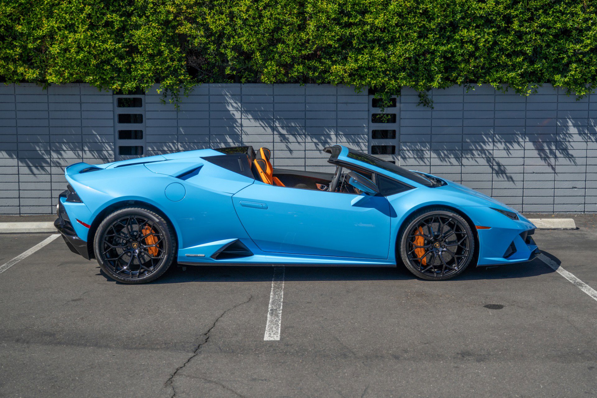 Used 2024 Lamborghini Huracan EVO image 7
