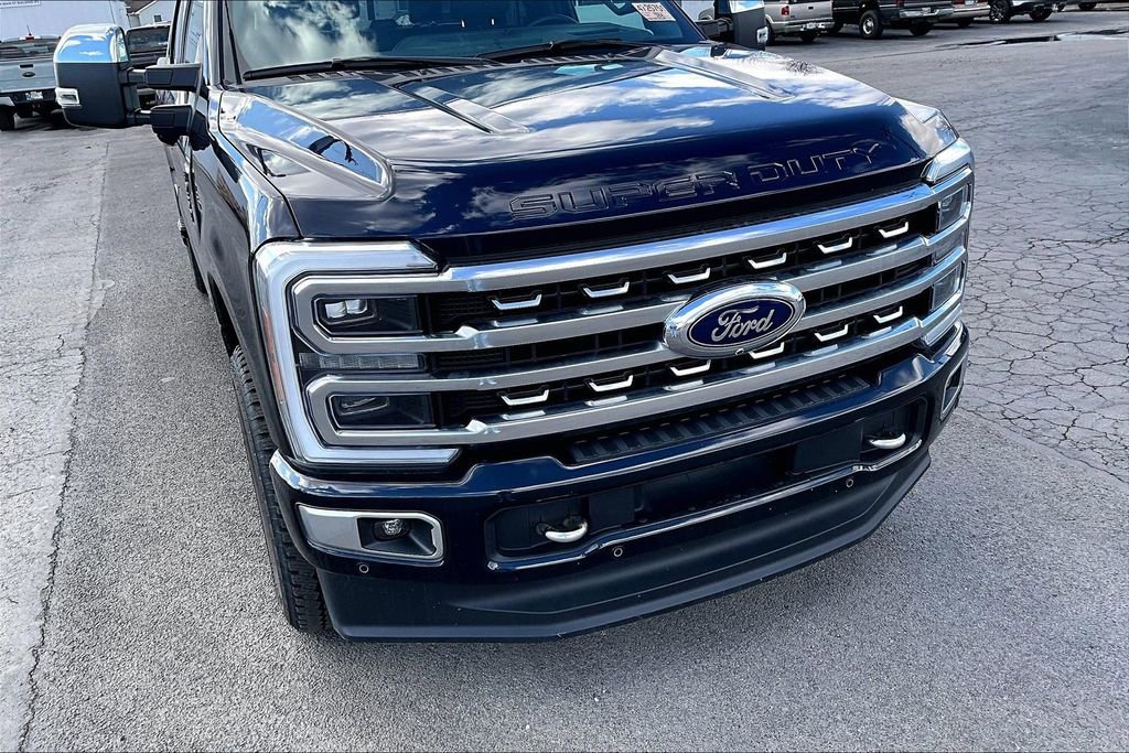 Used 2024 Ford F250 Platinum image 4