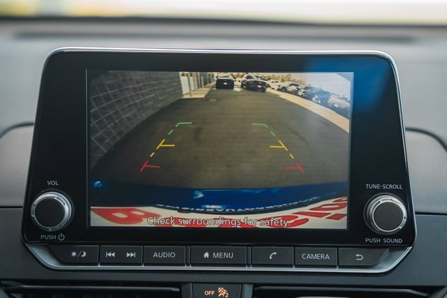 Used 2025 Nissan Altima 2.5 SV image 40