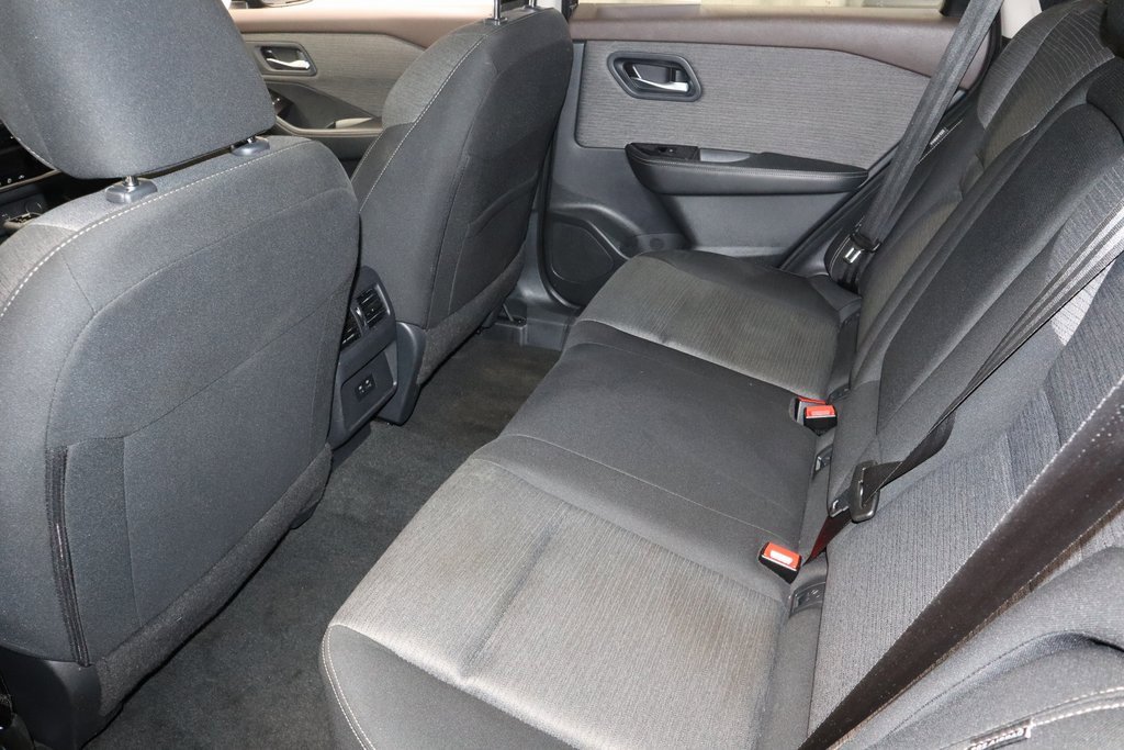 Certified 2023 Nissan Rogue SV image 23