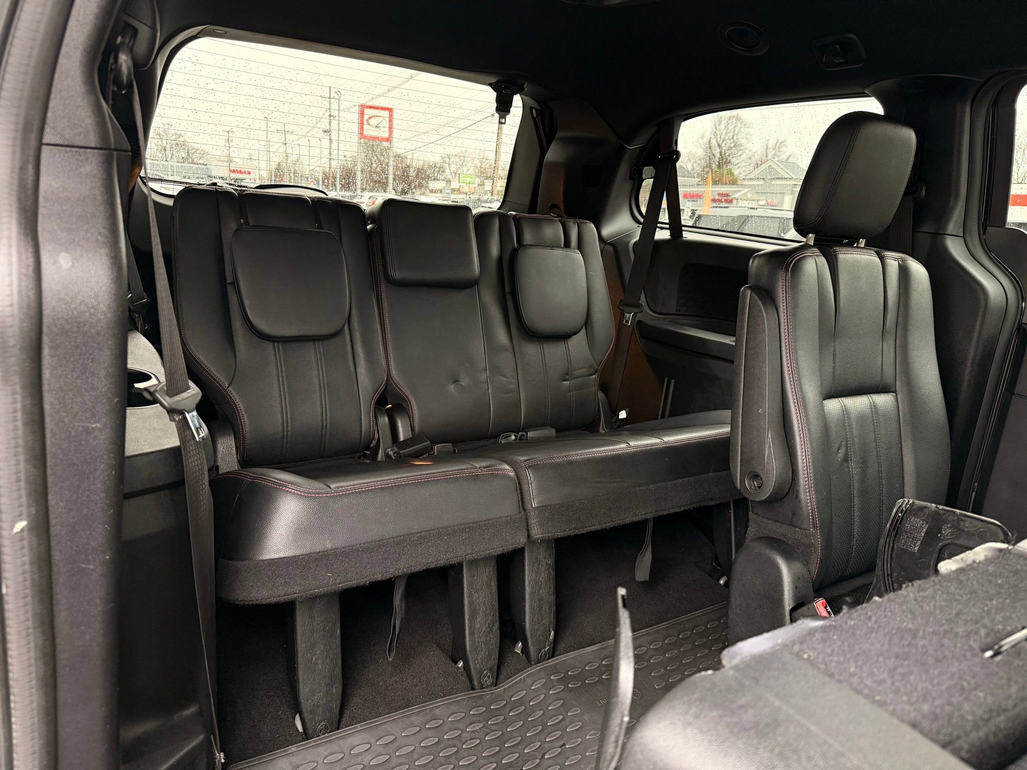 Used 2018 Dodge Grand Caravan GT image 21