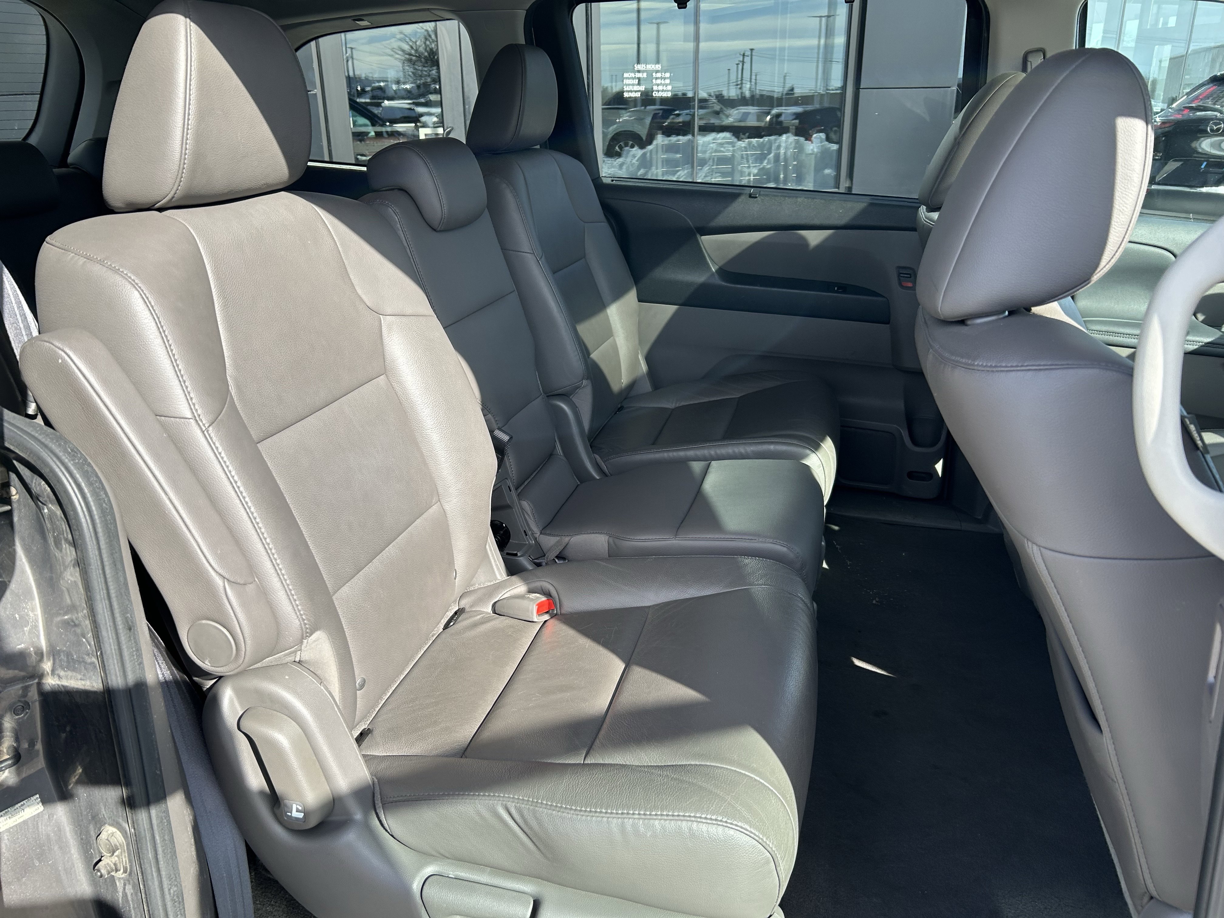 Used 2015 Honda Odyssey EX-L image 27