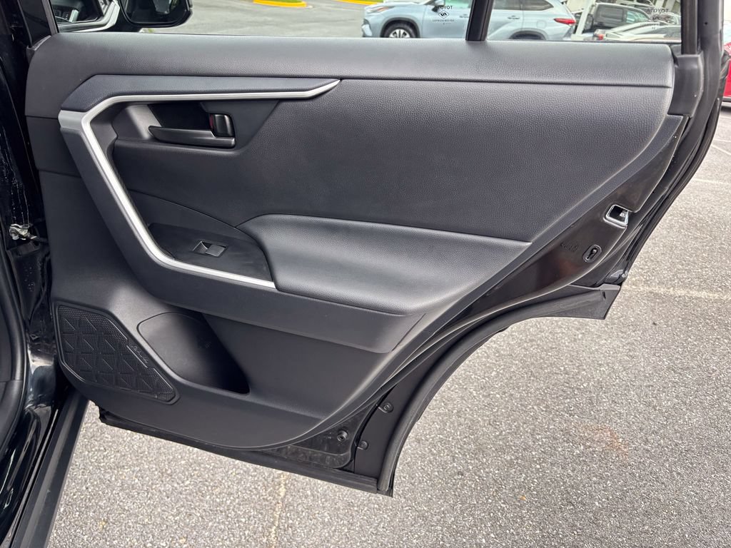 Certified 2025 Toyota RAV4 LE AWD/4WD image 41