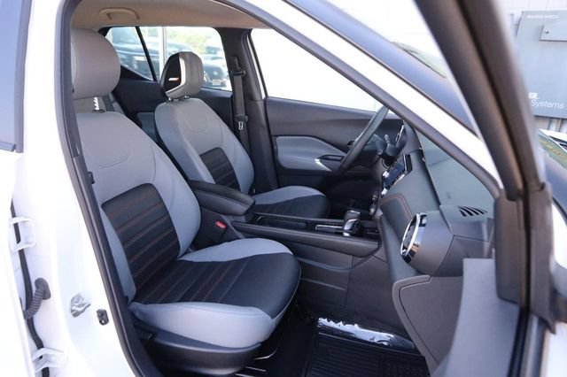Certified 2024 Nissan Kicks SR w/ SR Premium Package FWD image 26