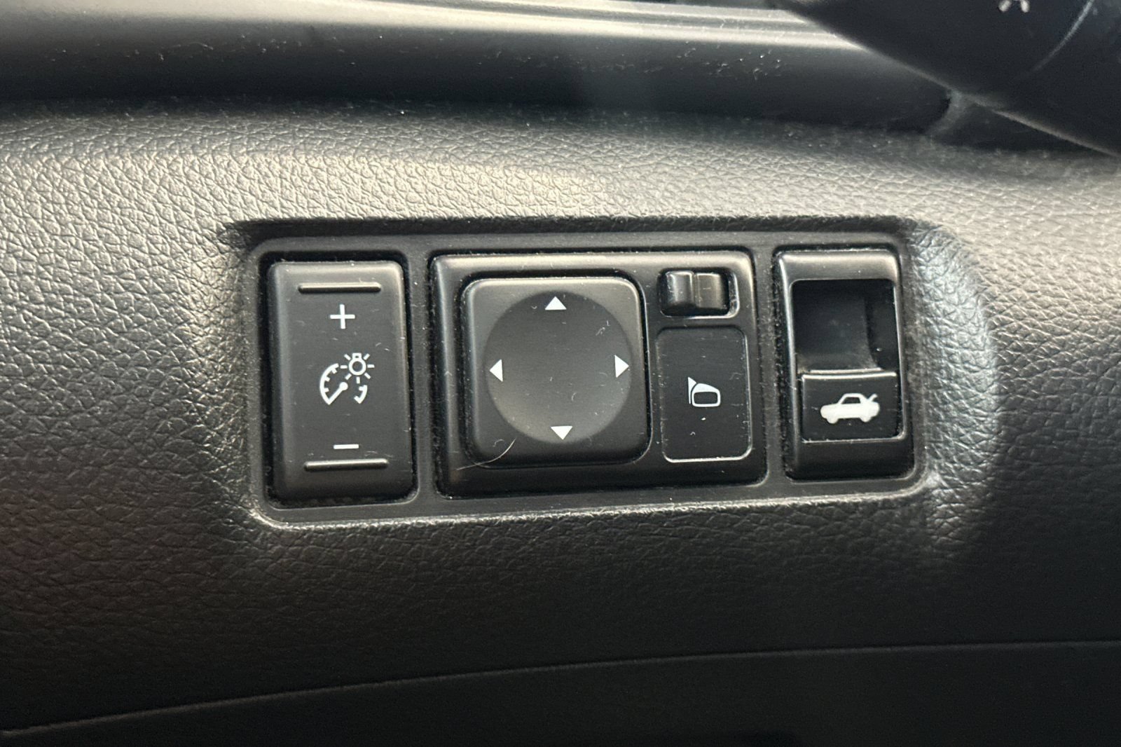 Used 2019 Nissan Sentra S FWD image 37