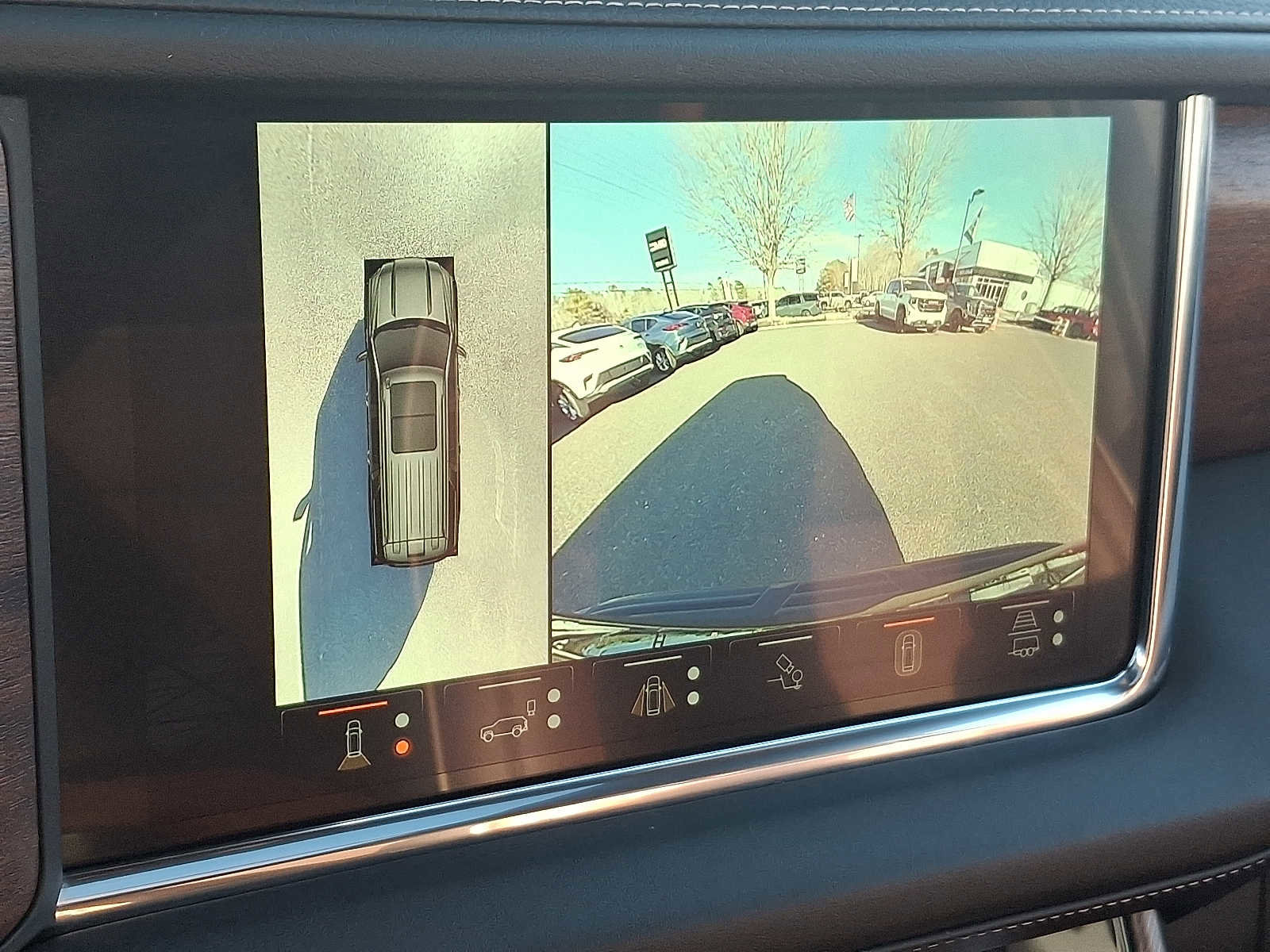 Certified 2024 GMC Yukon XL Denali Ultimate image 23