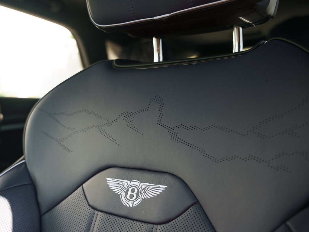 New 2027 Bentley Bentayga AWD/4WD image 42