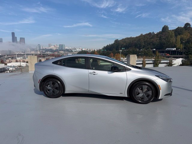 Certified 2023 Toyota Prius LE AWD/4WD image 3