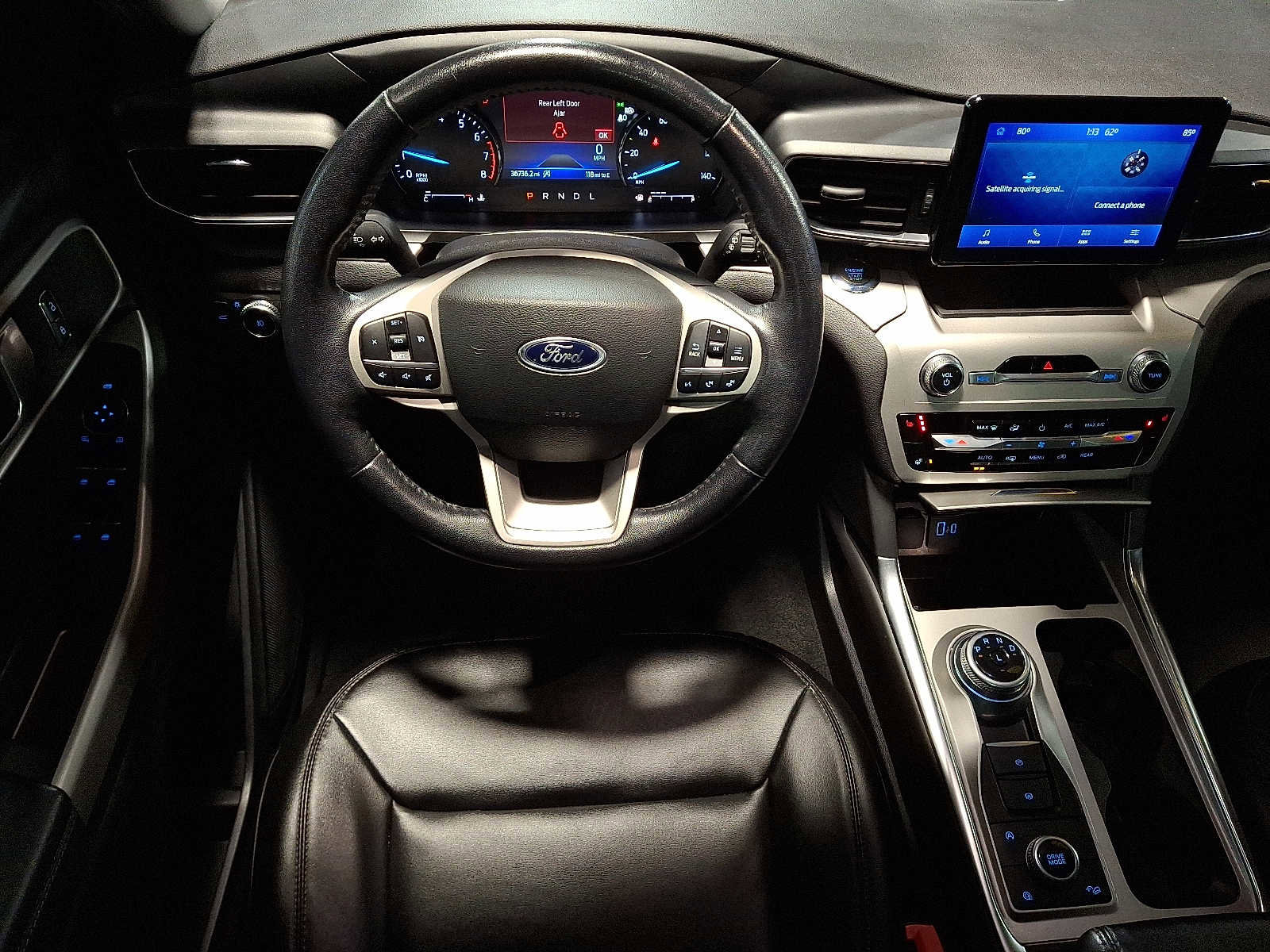 Used 2022 Ford Explorer XLT w/ Equipment Group 202A image 11