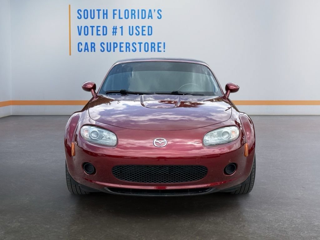 Used 2006 MAZDA MX-5 Miata RWD image 18