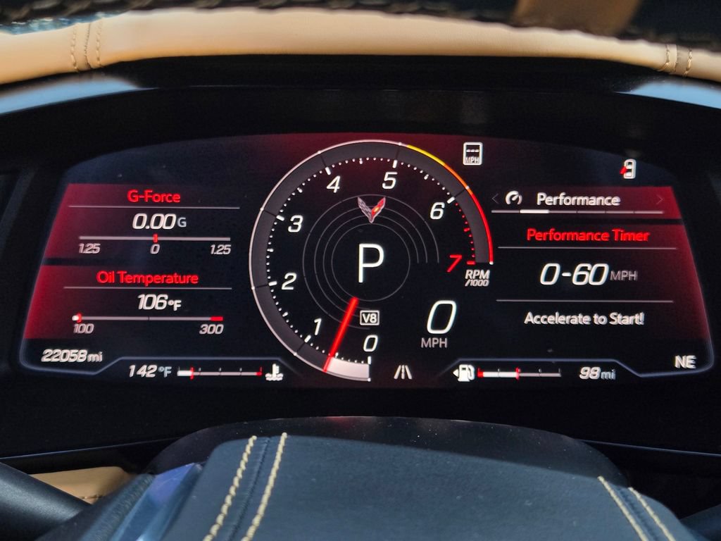 Used 2022 Chevrolet Corvette Stingray Premium Cpe w/ Z51 Performance Package RWD image 37