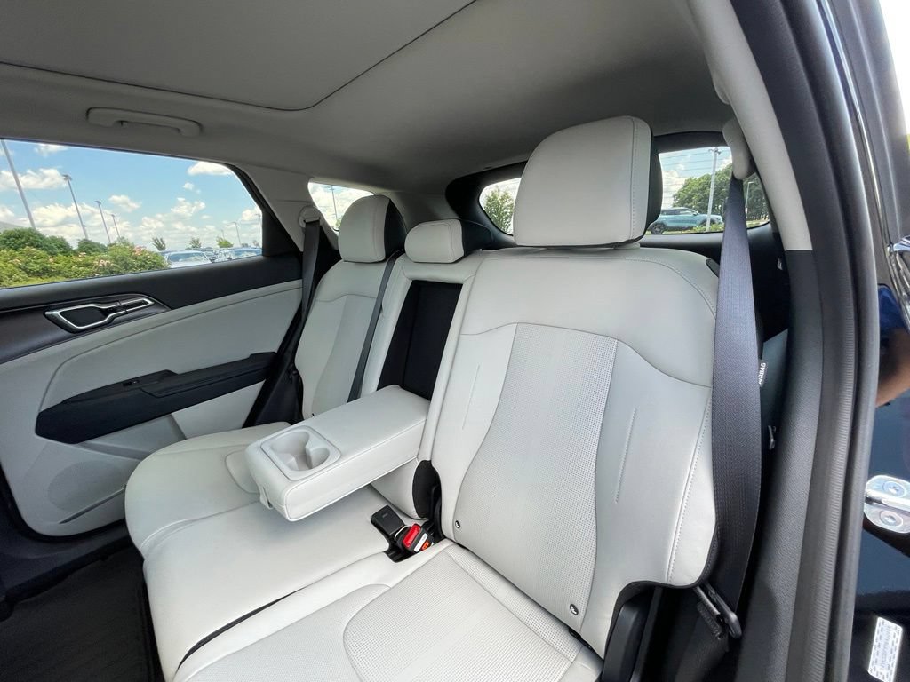New 2026 Kia Sportage EX w/ EX Panorama Roof Package FWD image 26