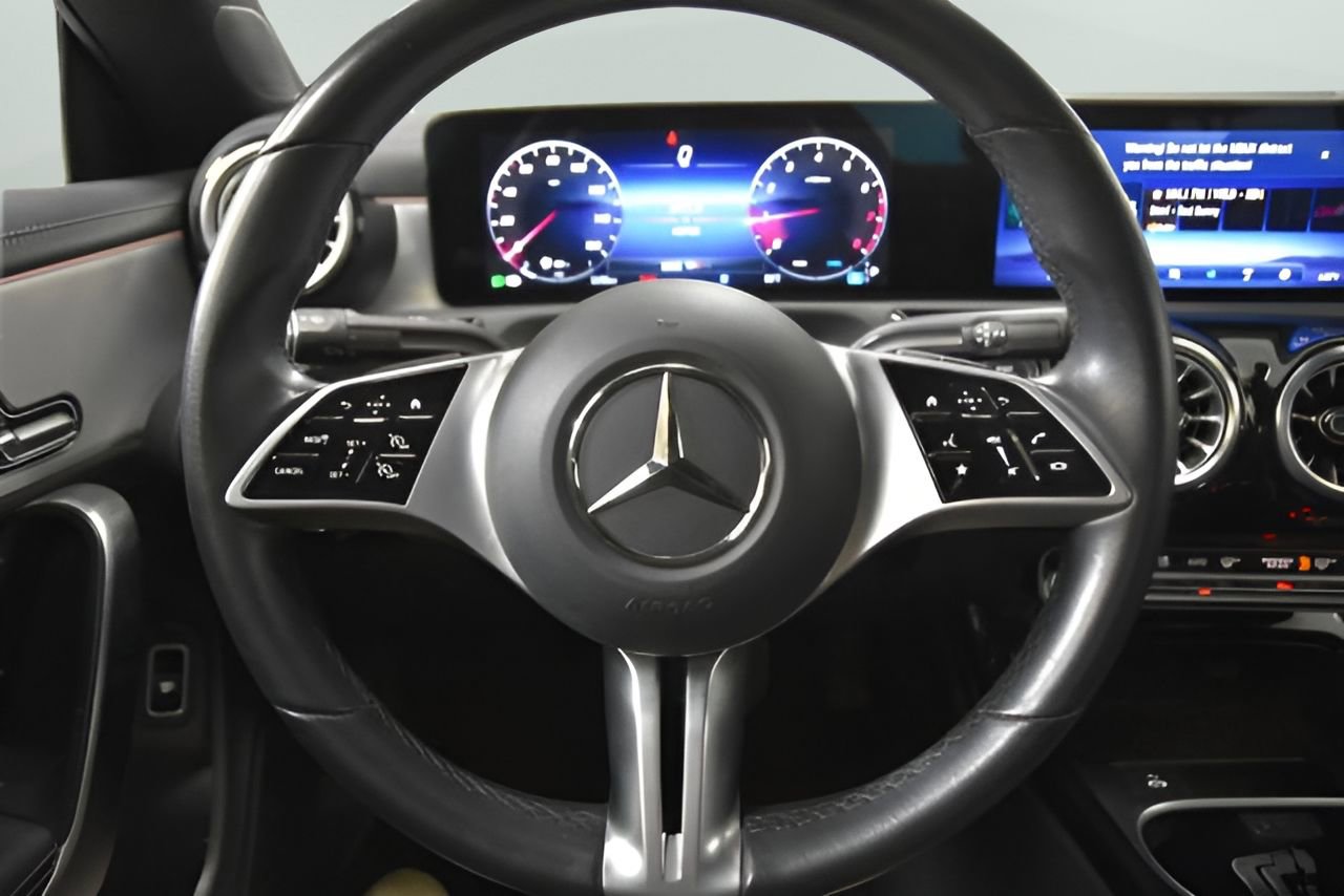 Used 2025 Mercedes-Benz CLA 250 image 11