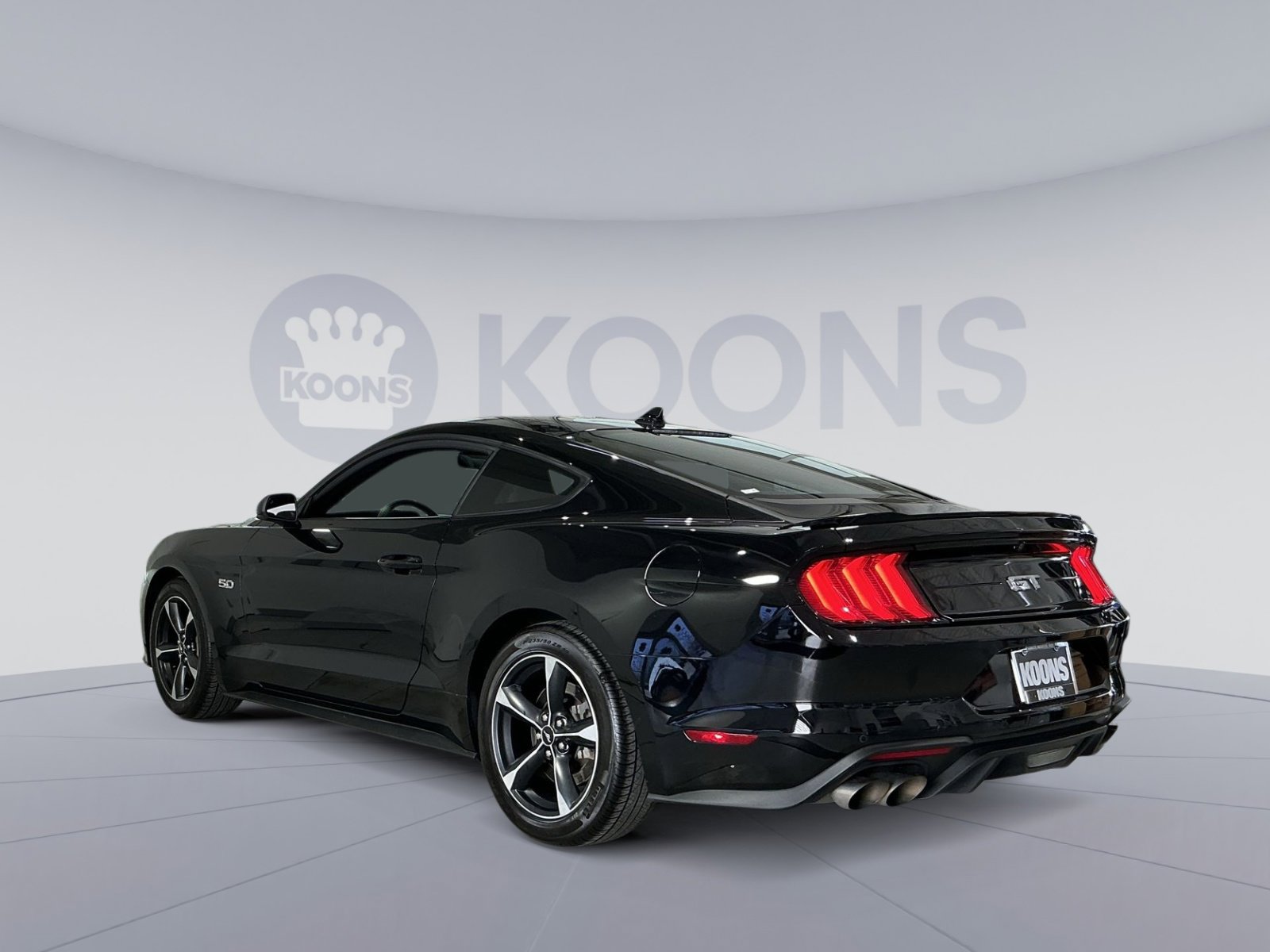 Used 2022 Ford Mustang GT image 14