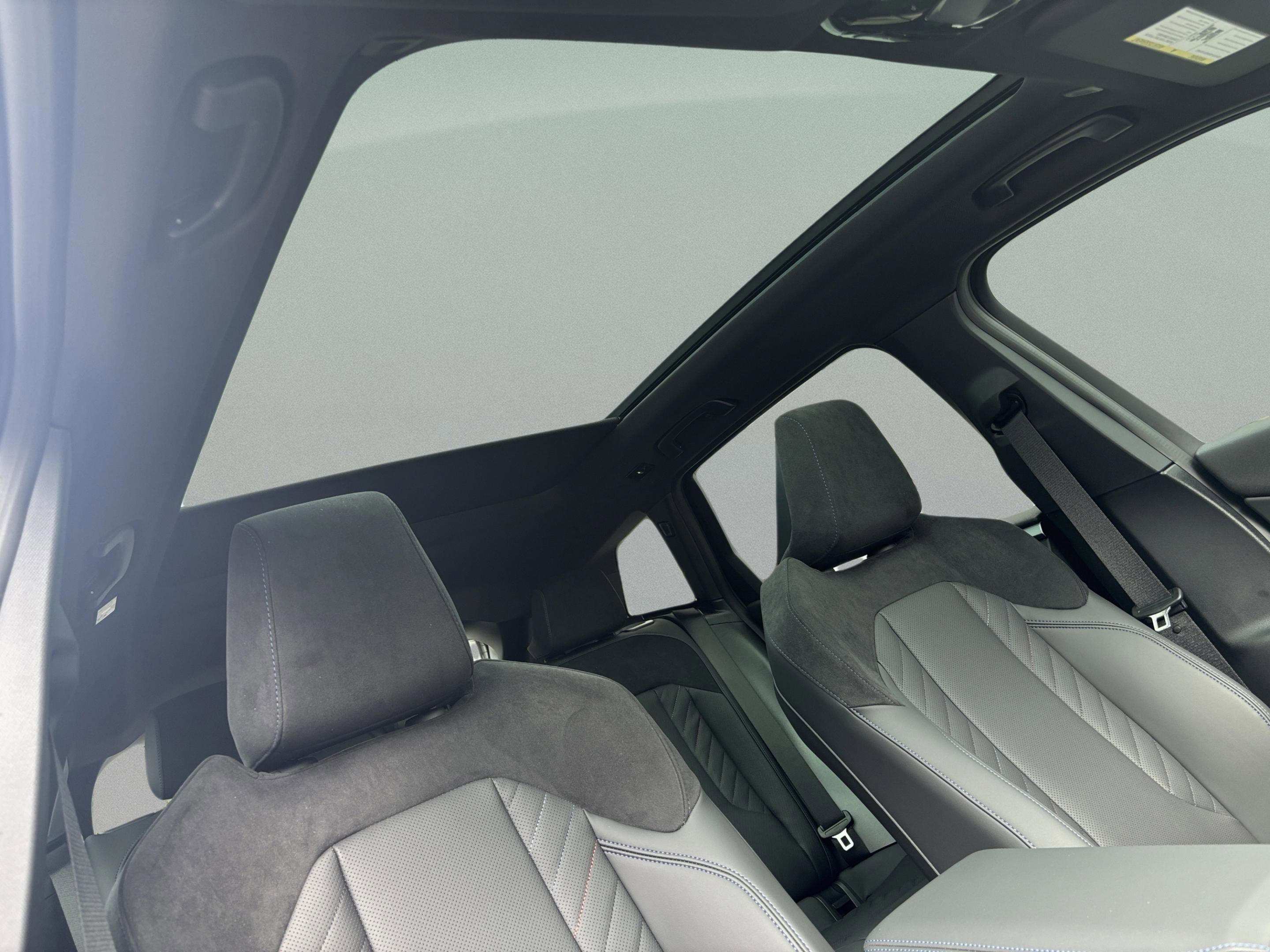 Used 2026 BMW X3 xDrive30 w/ M Sport Package image 28