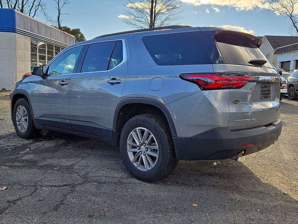 Used 2023 Chevrolet Traverse LT image 5