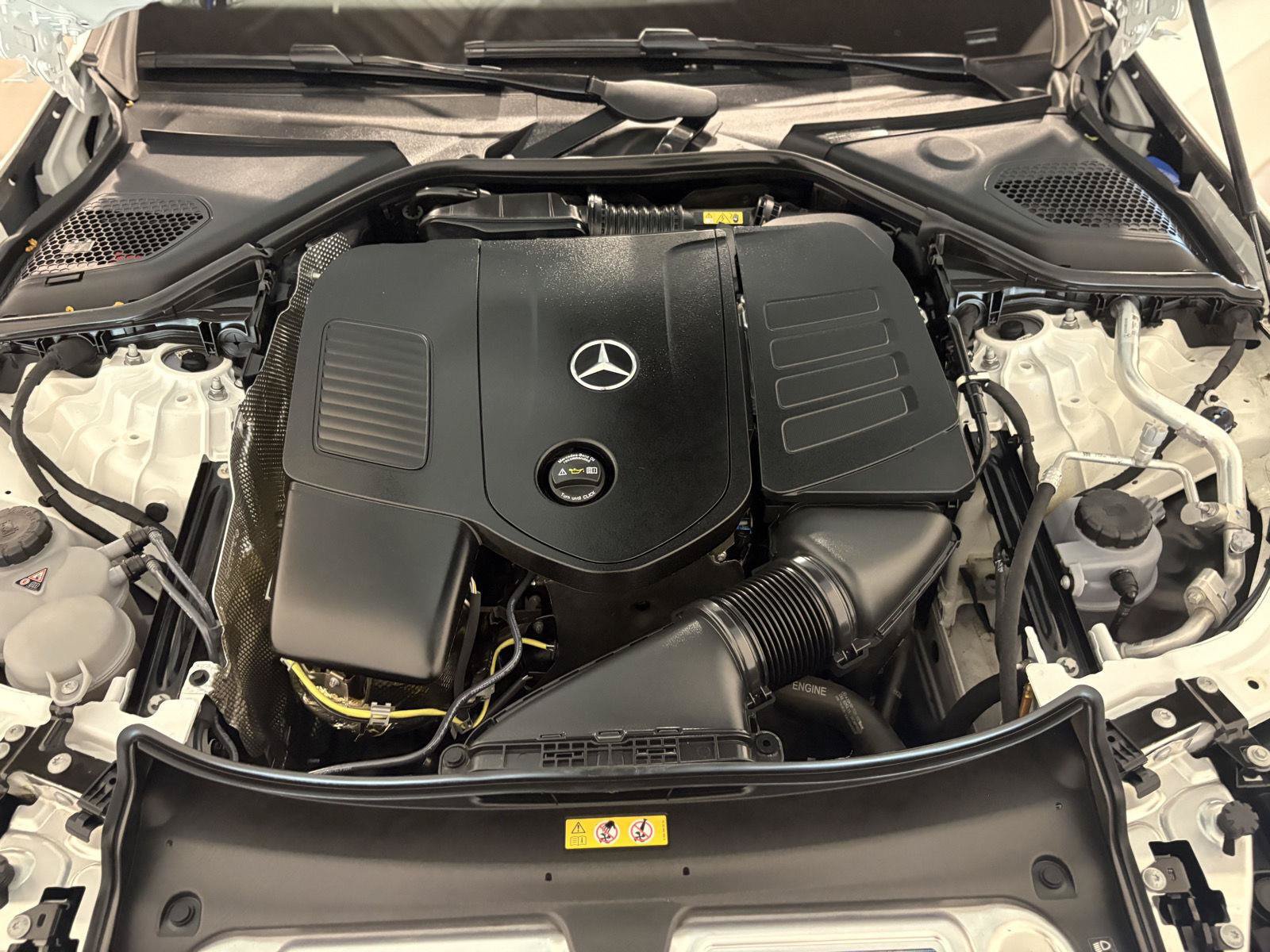 Used 2025 Mercedes-Benz E 350 4MATIC Sedan image 56