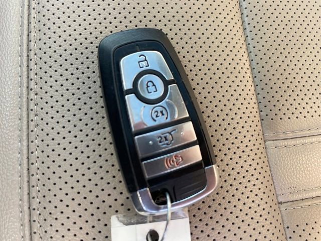 Used 2024 Ford Expedition Limited AWD/4WD image 25