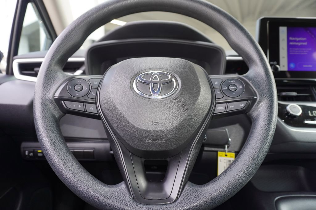Certified 2025 Toyota Corolla LE image 17