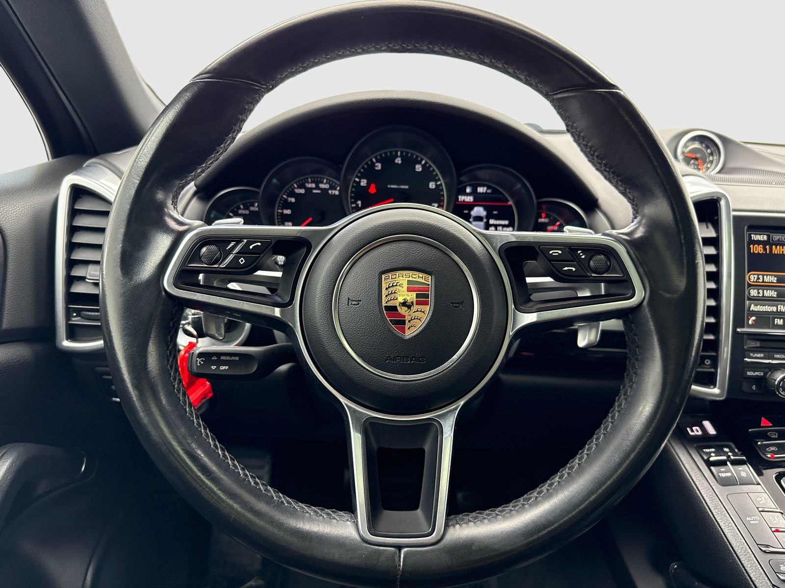Used 2016 Porsche Cayenne AWD/4WD image 19