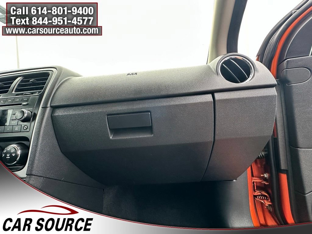 Used 2011 Dodge Caliber Mainstreet FWD image 22