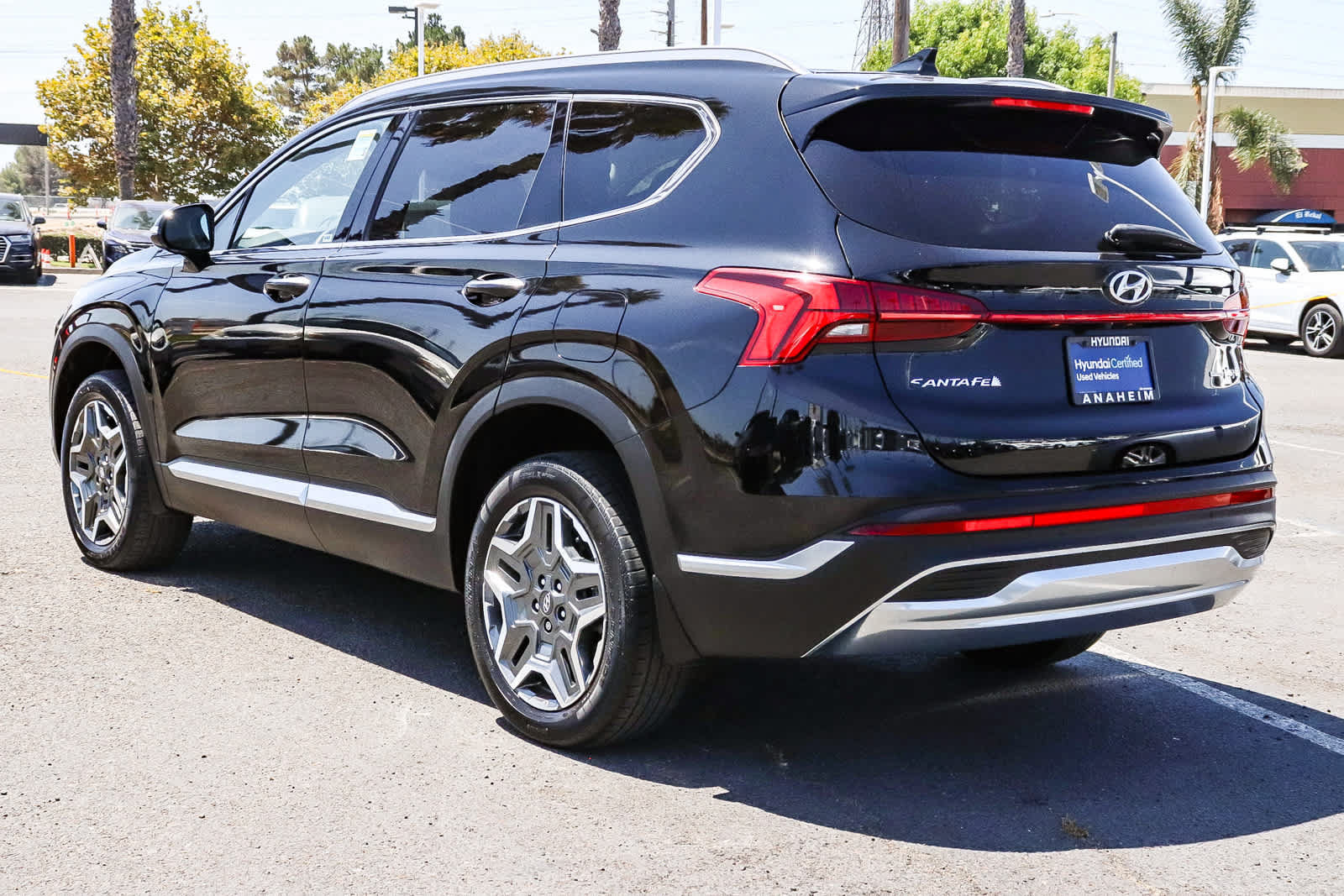 Used 2023 Hyundai Santa Fe SEL Convenience w/ Cargo Package AWD/4WD image 9
