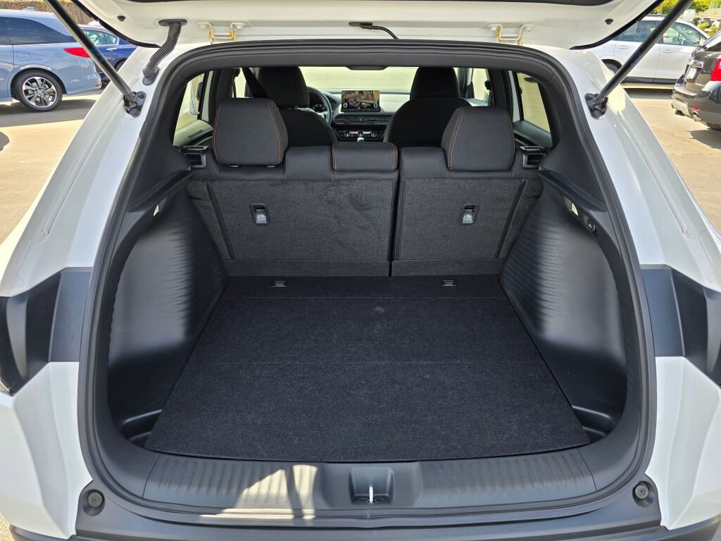 Certified 2025 Honda HR-V Sport image 6