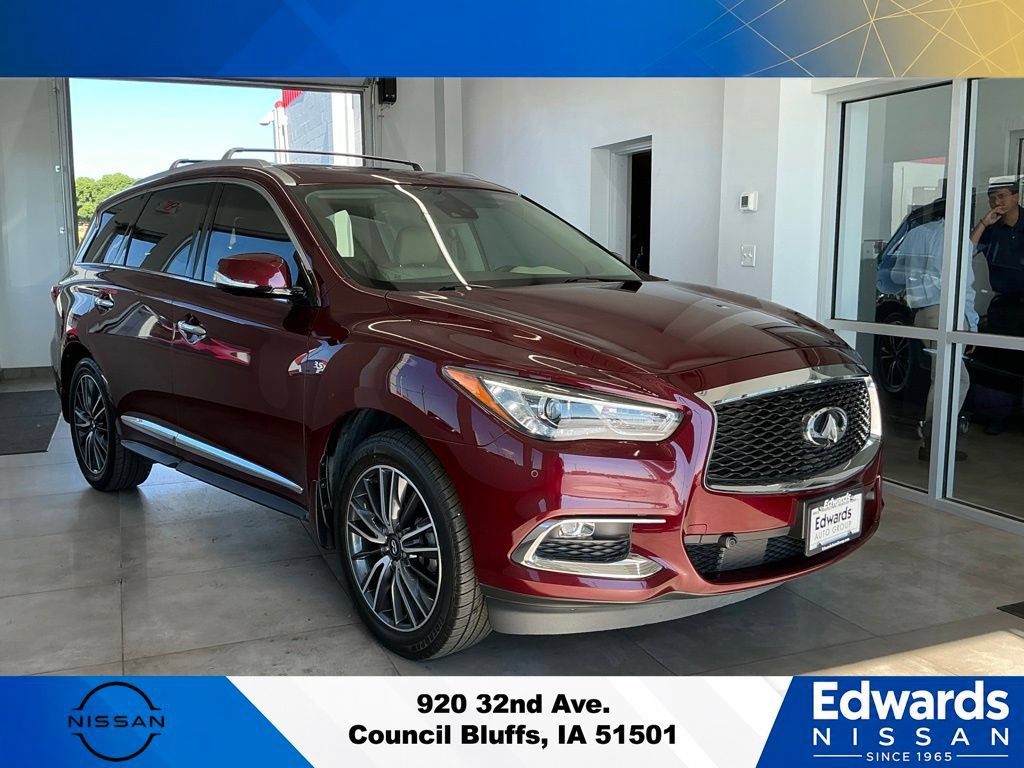 Used 2019 INFINITI QX60 Luxe w/ Sensory Package AWD/4WD image 2