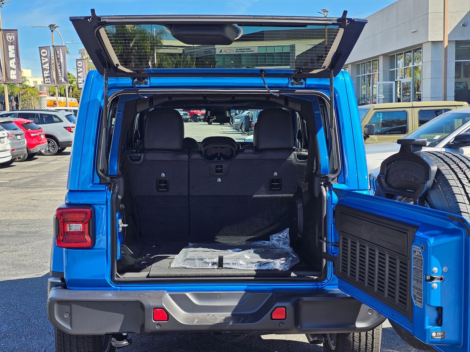 New 2026 Jeep Wrangler Sahara AWD/4WD image 7