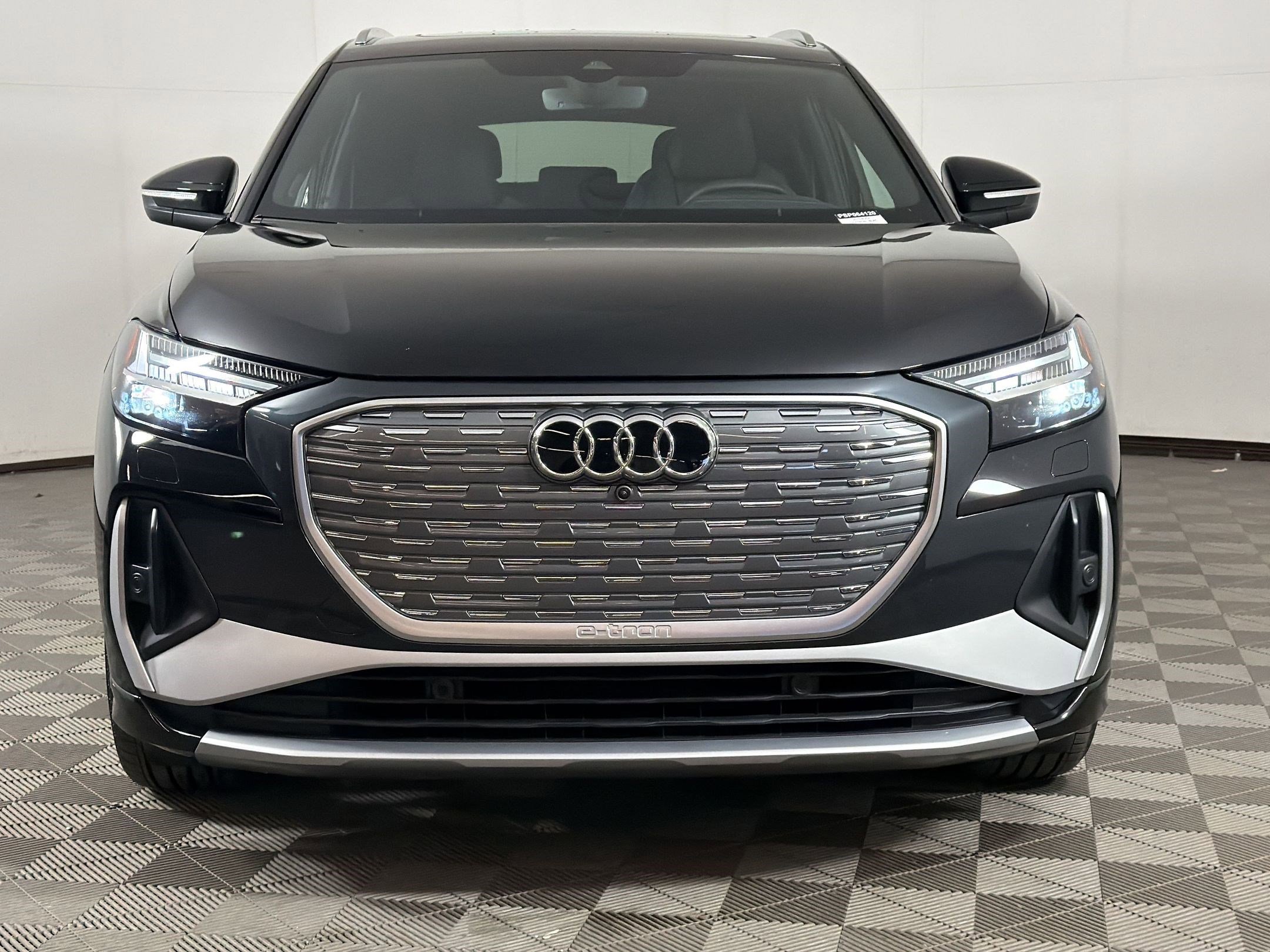 Used 2025 Audi Q4 e-tron Prestige w/ Sport Package image 6