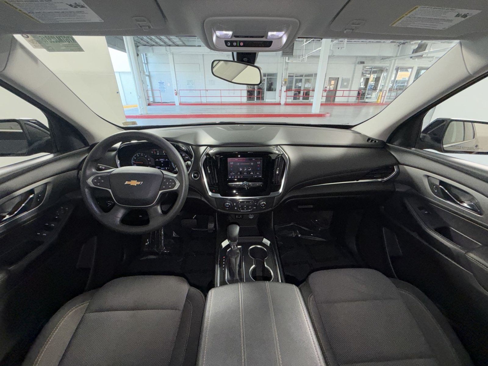 Used 2021 Chevrolet Traverse LS AWD/4WD image 23