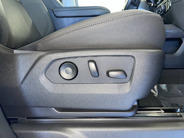 New 2026 Chevrolet Silverado 2500 LTZ w/ LTZ Plus Package AWD/4WD image 24