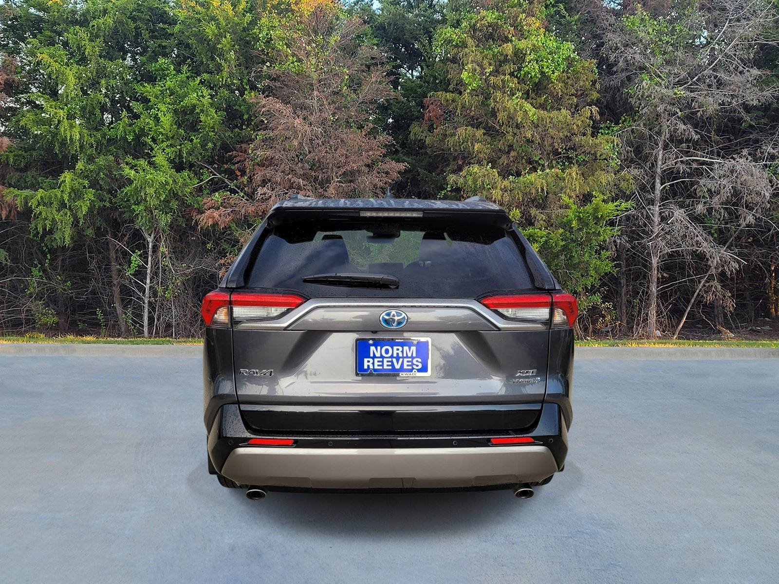 Used 2021 Toyota RAV4 XSE AWD/4WD image 18