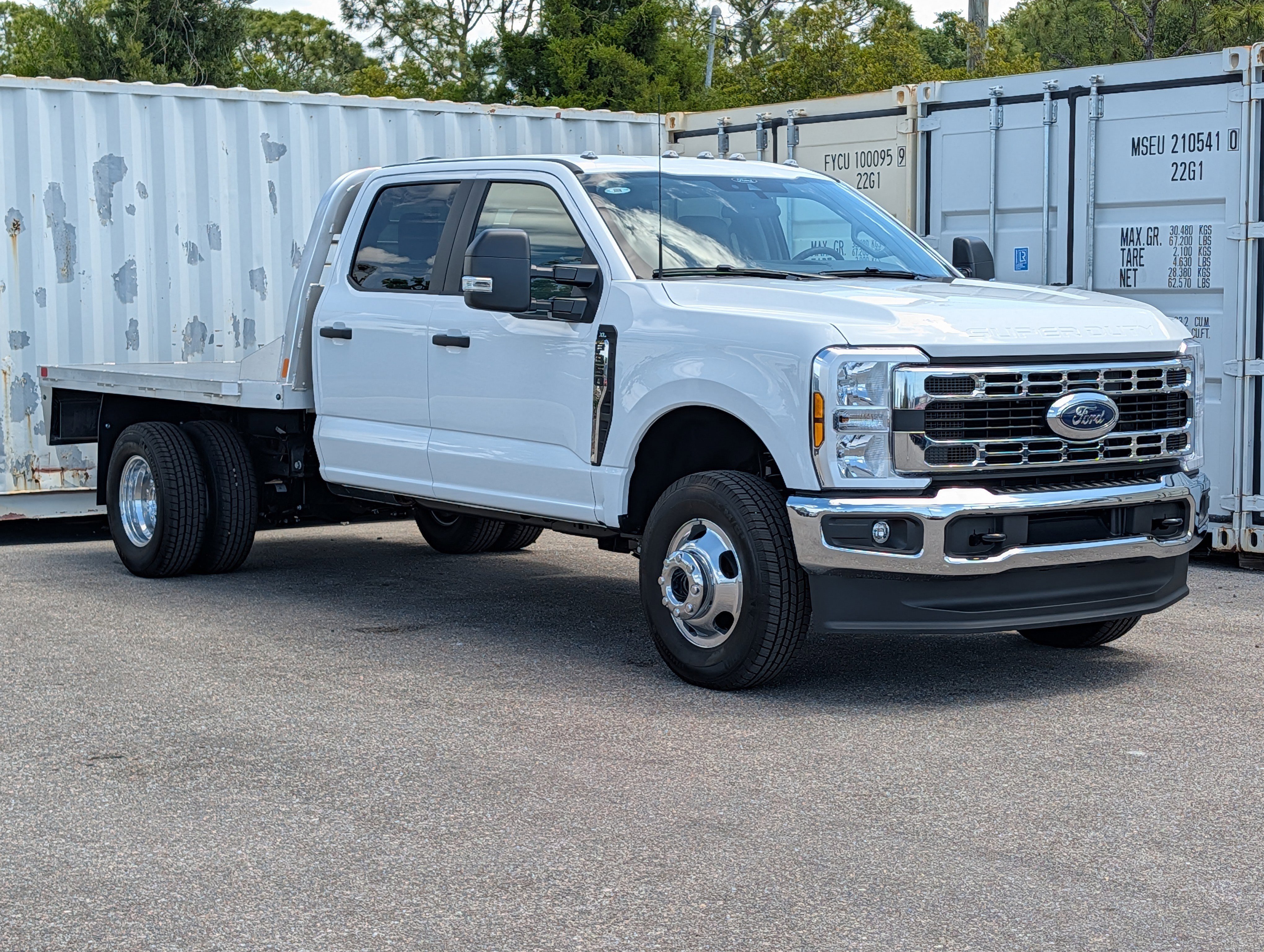 New 2026 Ford F350 XL w/ XL Chrome Package AWD/4WD image 23