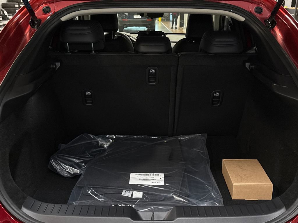 New 2026 MAZDA CX-30 AWD 2.5 S w/ Select Sport Pkg image 3