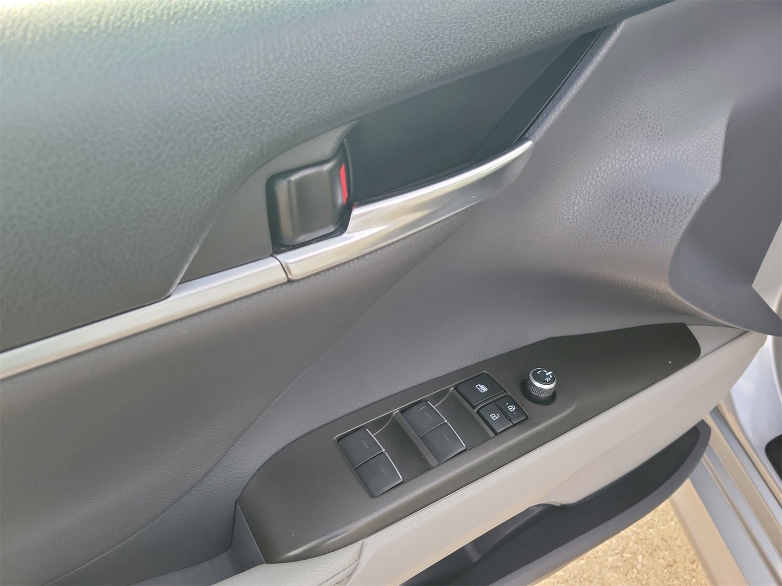 Certified 2022 Toyota Camry XLE image 19