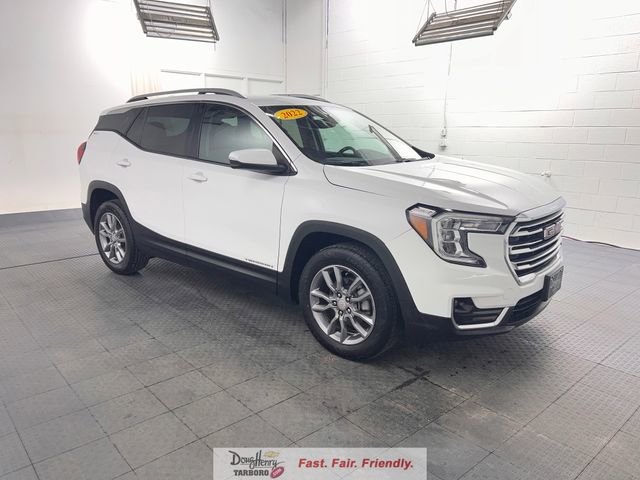 Used 2022 GMC Terrain SLT AWD/4WD image 3