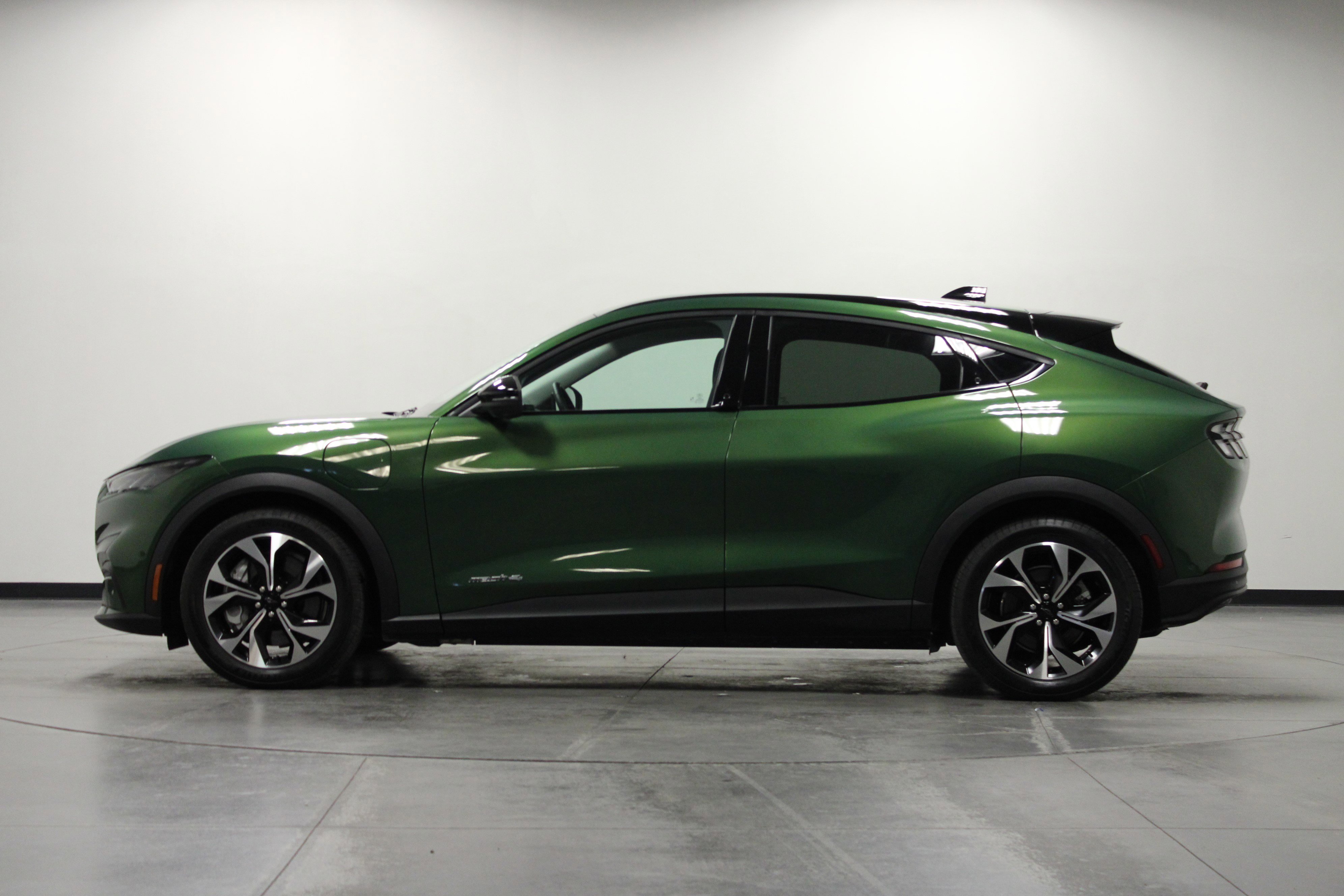 Used 2024 Ford Mustang Mach-E Select w/ Comfort Package Lite image 7