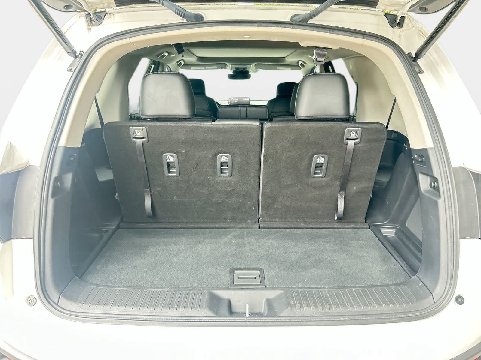 Used 2023 Honda Pilot Touring image 9