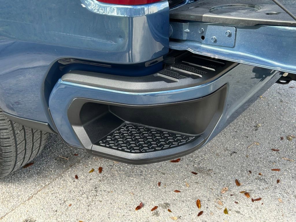 Used 2024 Chevrolet Silverado 1500 Custom image 35