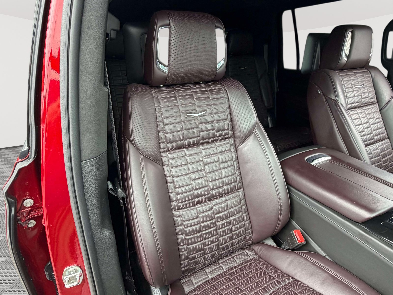 Used 2022 Cadillac Escalade ESV Sport Platinum AWD/4WD image 29