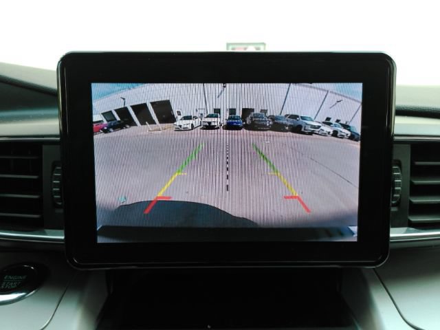 Used 2023 Ford Explorer XLT w/ Equipment Group 202A RWD image 11